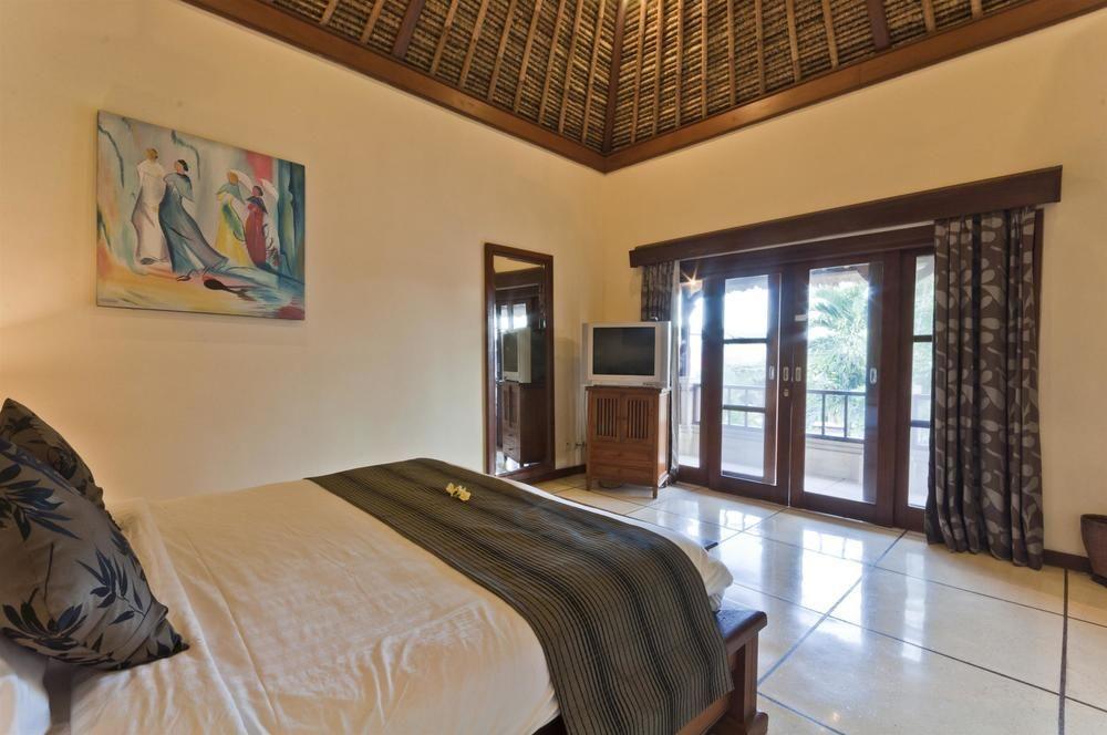 Villa Krisna Seminyak Buitenkant foto