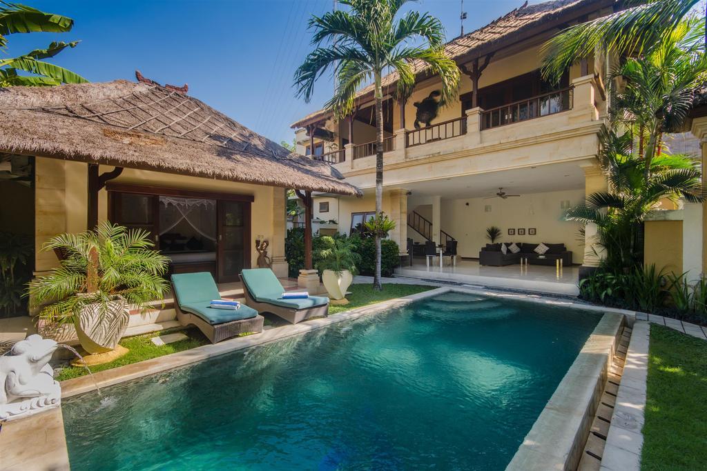 Villa Krisna Seminyak Buitenkant foto