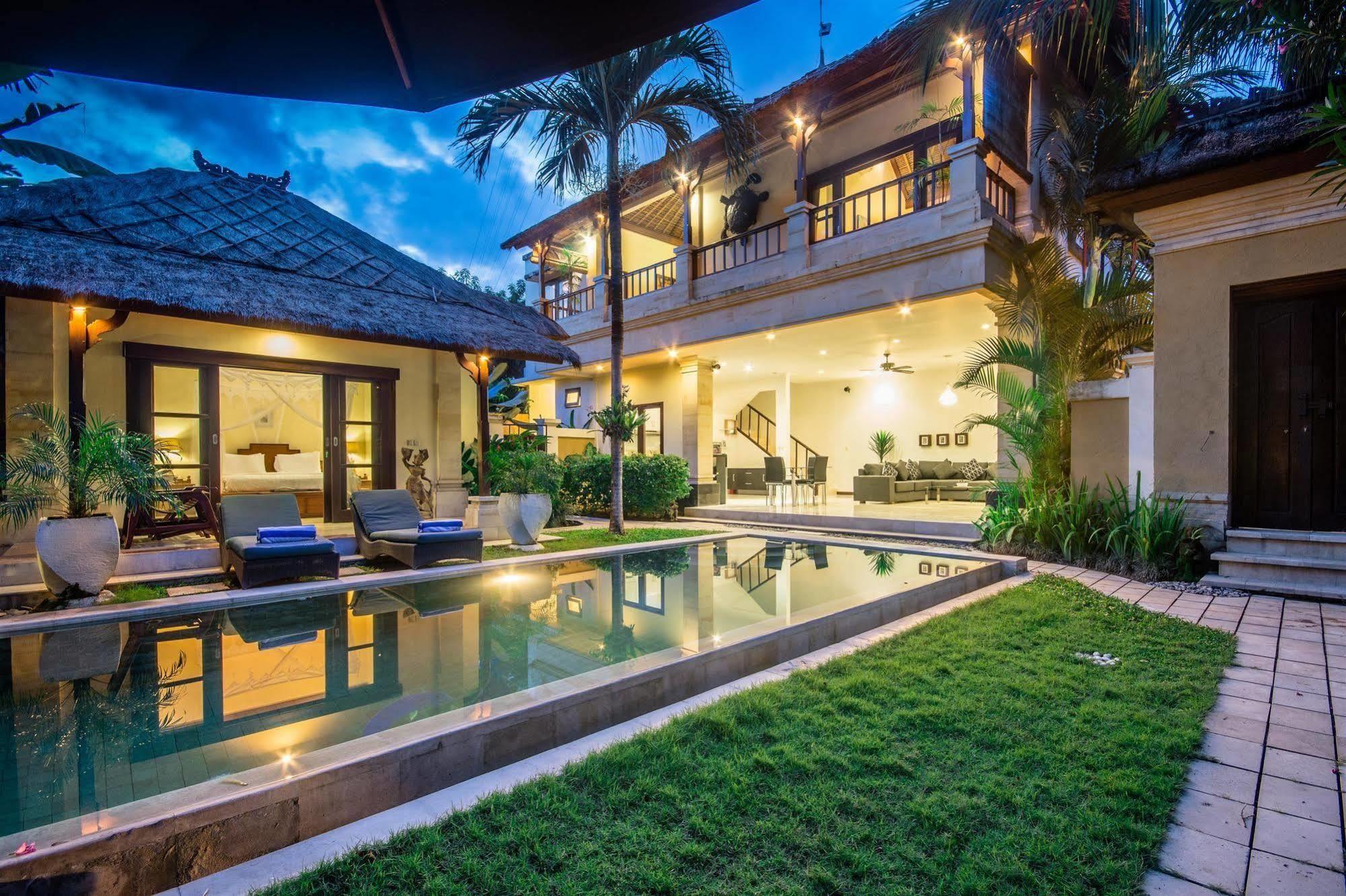 Villa Krisna Seminyak Buitenkant foto