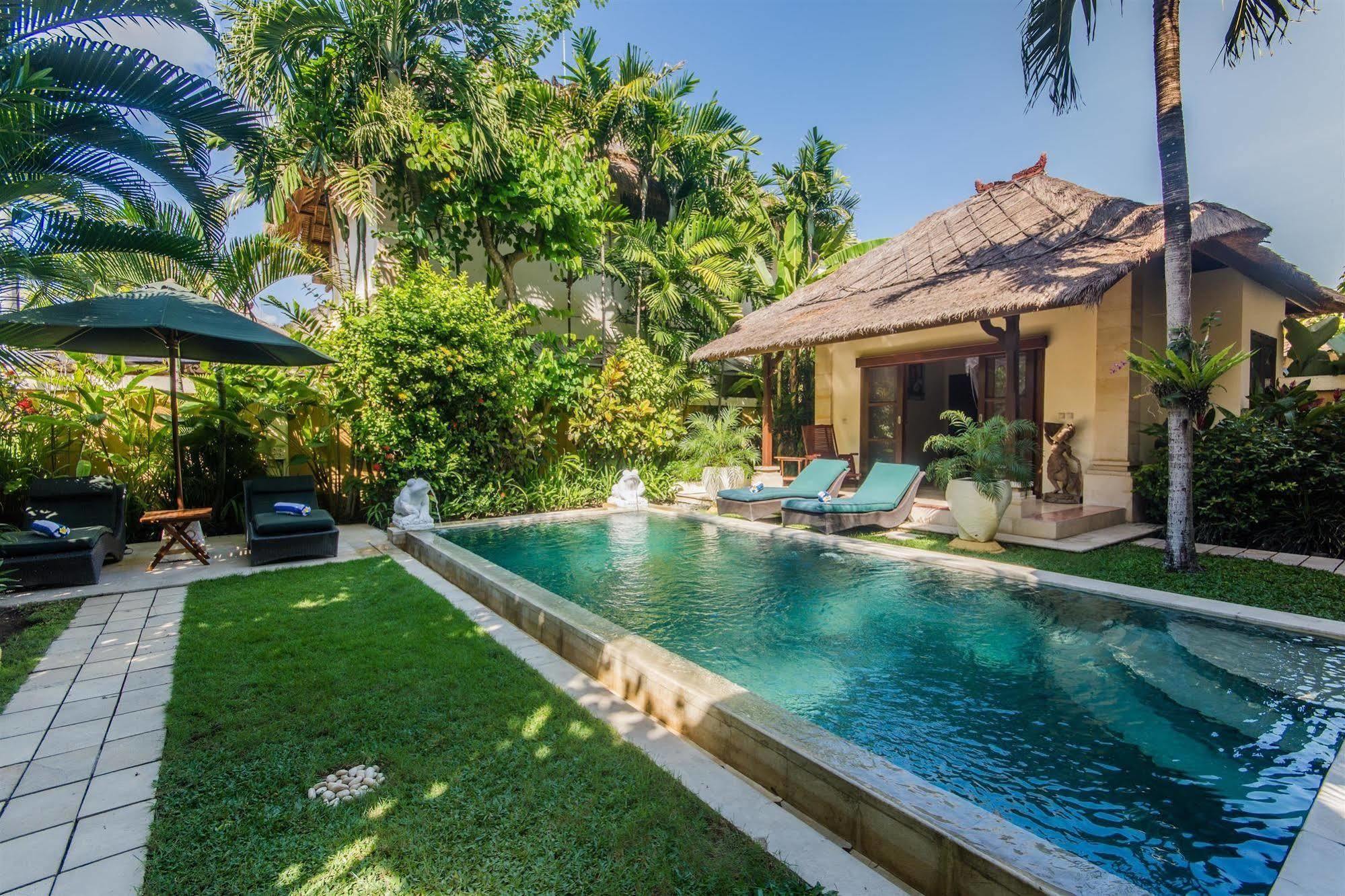 Villa Krisna Seminyak Buitenkant foto