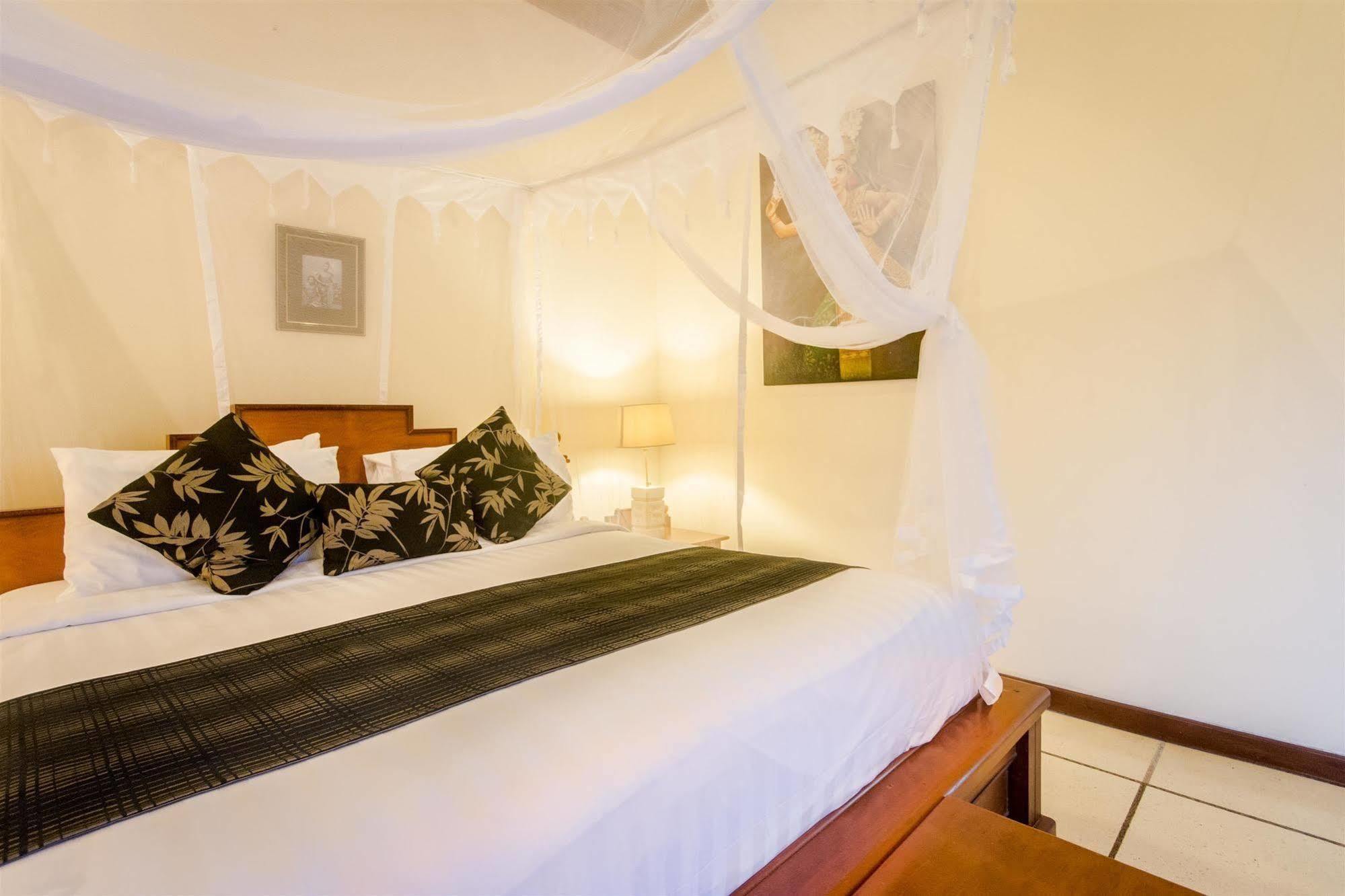 Villa Krisna Seminyak Buitenkant foto