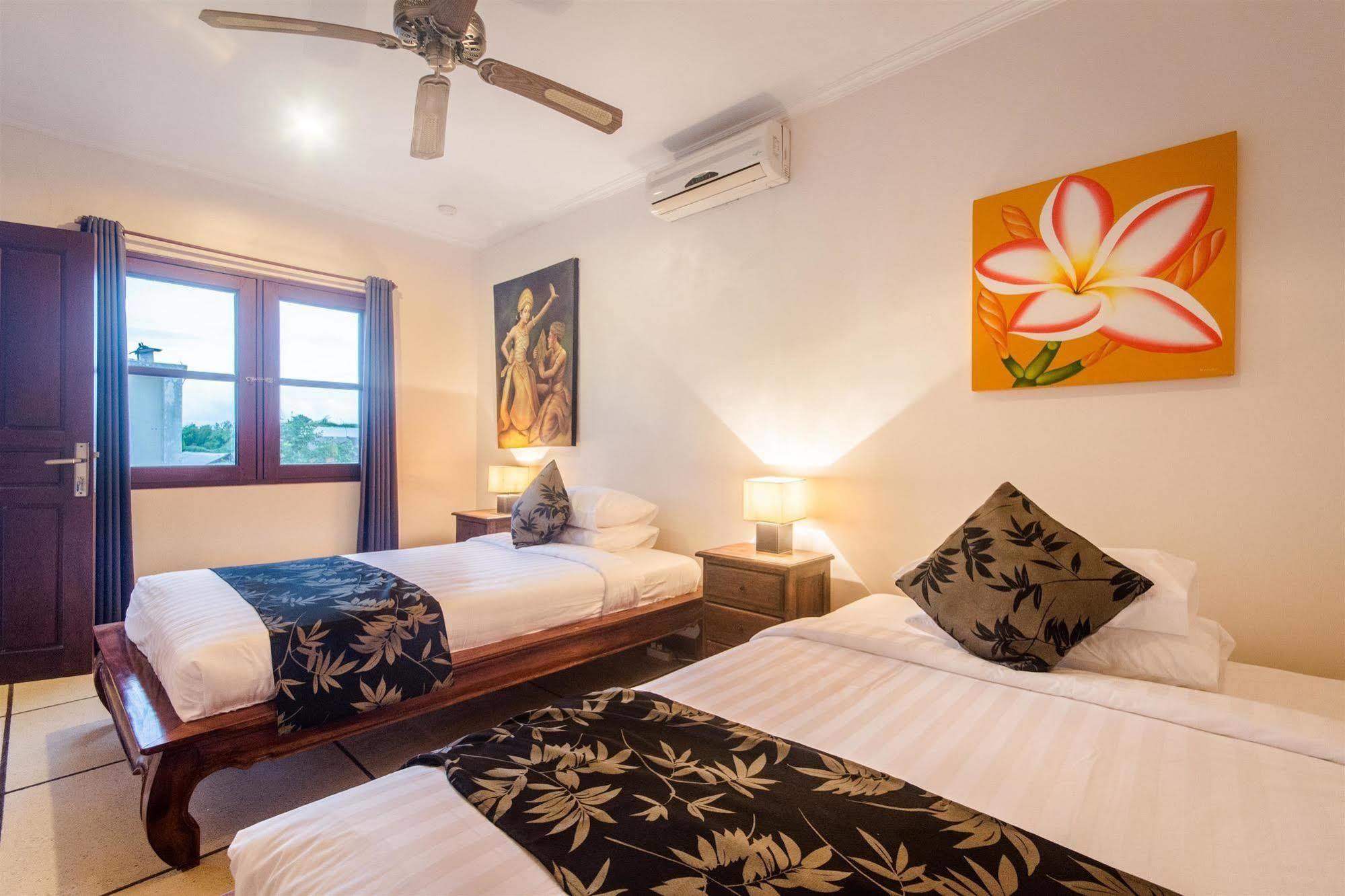 Villa Krisna Seminyak Buitenkant foto